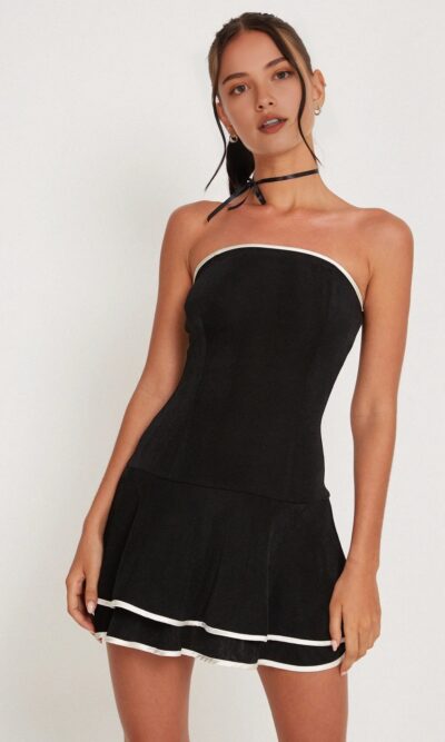 Stylish Impression Strapless Ruffled Skater Dress