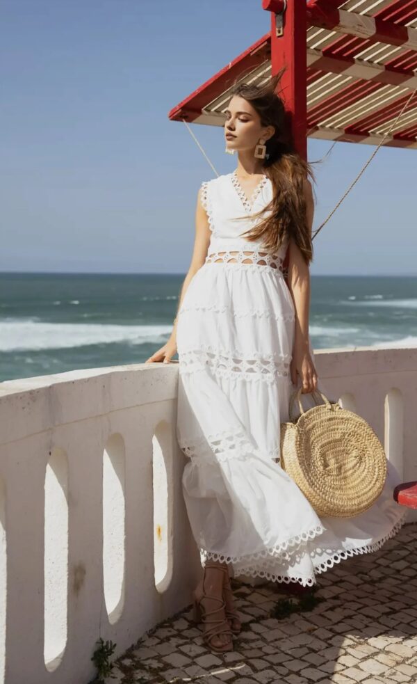 Sleeveless V-neck Hollow Lace Maxi Dress