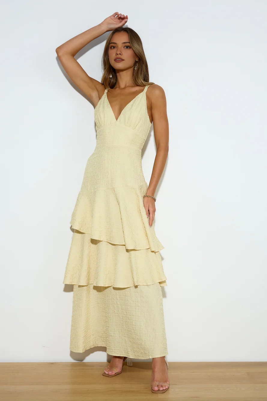 Red Carpet Entrance V-Neck Suspender Dress