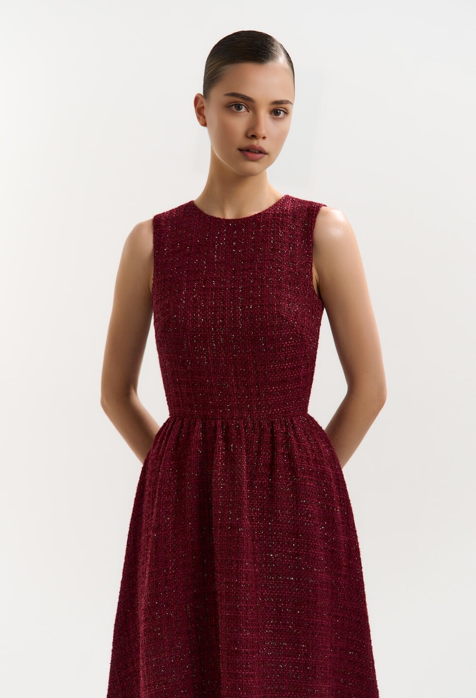 sleeveless-round-neck-a-line-high-waisted-long-dress- burgundy-5